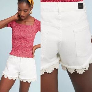 Anthropologie Berenice White Mid Rise Denim Shorts Size S Lace Hem
